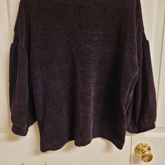 Ophelia Roe - Picture 2 of 3